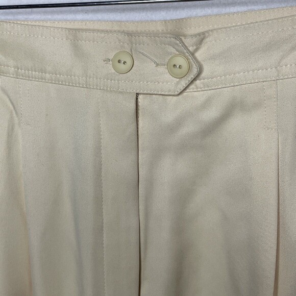 Bette & Court Signature Collection Golf Casual Size 16 Pleated High Waist Short - Picture 3 of 9